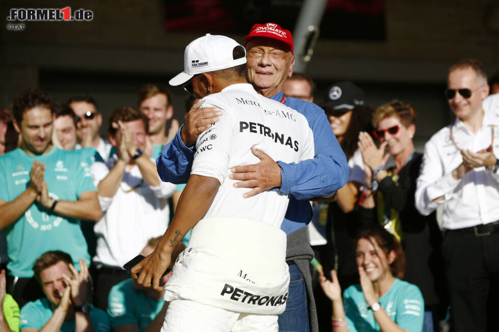 Foto zur News: Lewis Hamilton (Mercedes) und Niki Lauda