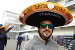 Foto zur News: Fernando Alonso (McLaren)