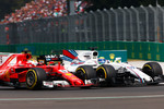 Foto zur News: Sebastian Vettel (Ferrari) und Felipe Massa (Williams)
