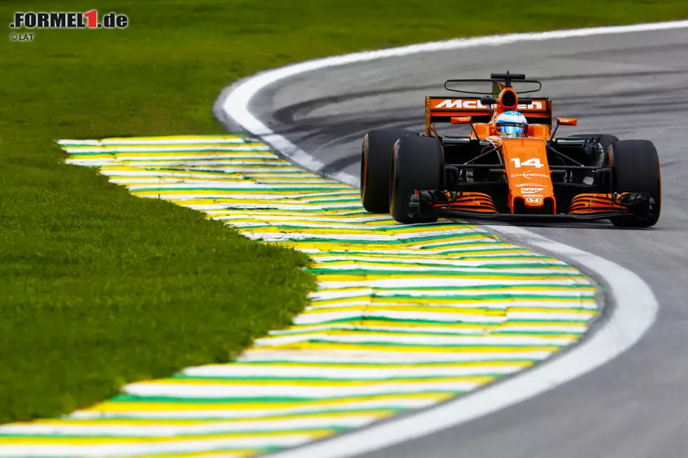 Foto zur News: Fernando Alonso (McLaren)