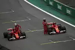 Foto zur News: Sebastian Vettel (Ferrari) und Kimi Räikkönen (Ferrari)