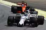 Foto zur News: Felipe Massa (Williams) und Fernando Alonso (McLaren)