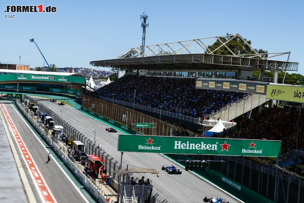 Foto zur News: Pierre Gasly (Toro Rosso), Marcus Ericsson (Sauber) und Lance Stroll (Williams)