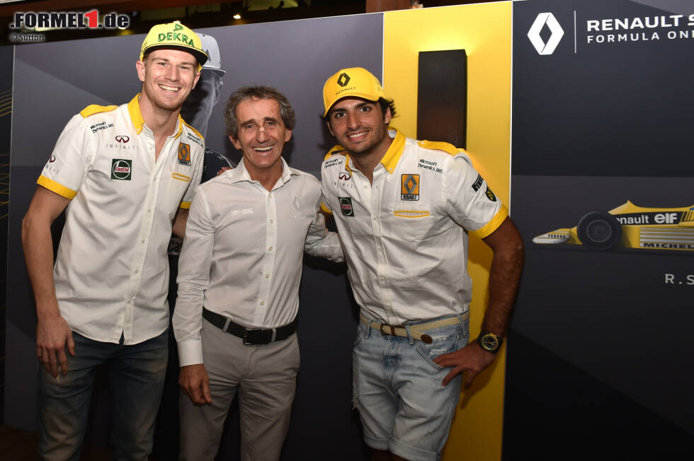 Foto zur News: Nico Hülkenberg (Renault), Alain Prost und Carlos Sainz (Renault)