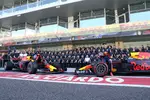 Foto zur News: Max Verstappen (Red Bull) und Daniel Ricciardo (Red Bull)