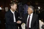 Foto zur News: Sebastian Vettel und Mario Andretti