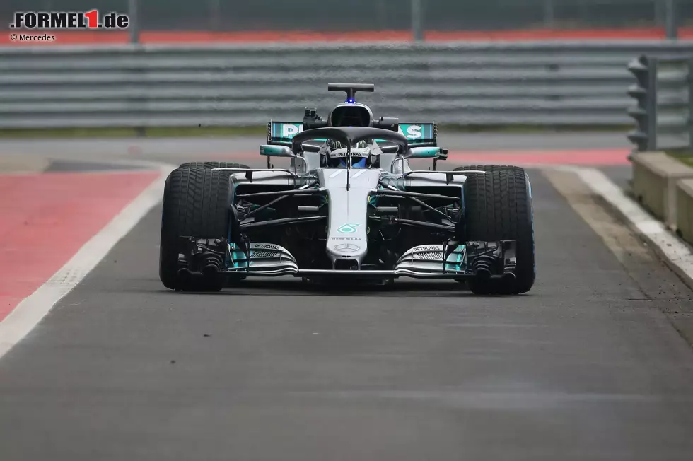 Foto zur News: Valtteri Bottas, Mercedes F1 W09 EQ Power+