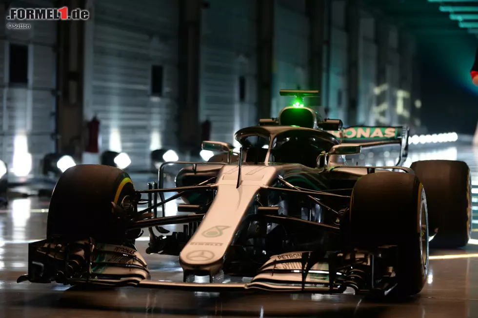 Foto zur News: Mercedes F1 W09 EQ Power+