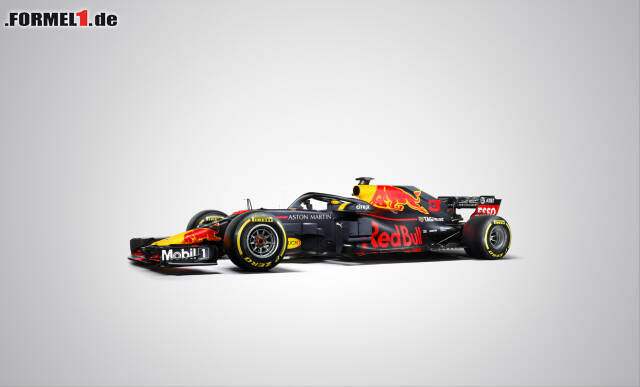 Foto zur News: Neues altes Design: Red Bull setzt auch 2018 auf einen matten Look. Und offenbart mit den neuen Fotos einen Designtrick. Jetzt durch die Bilder klicken!