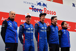 Foto zur News: Franz Tost, Pierre Gasly (Toro Rosso), Brendon Hartley (Toro Rosso) und James Key