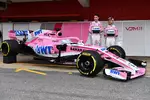 Foto zur News: Esteban Ocon (Force India) und Sergio Perez (Force India)