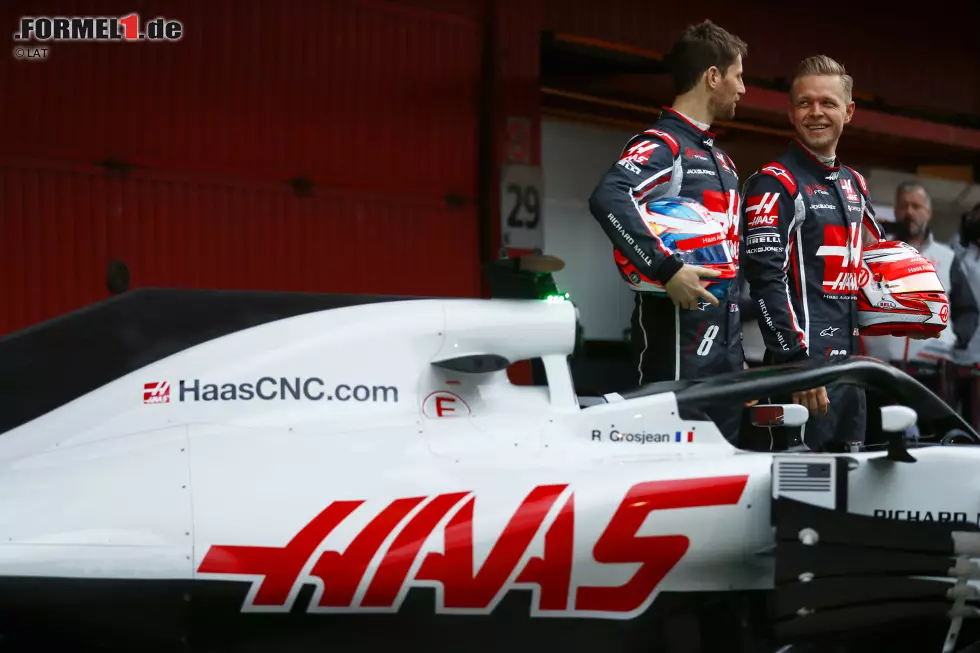 Foto zur News: Romain Grosjean (Haas) und Kevin Magnussen (Haas)