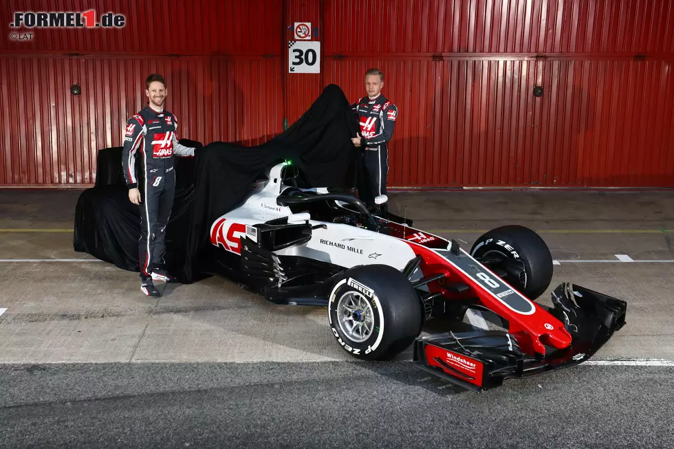 Foto zur News: Romain Grosjean (Haas) und Kevin Magnussen (Haas)