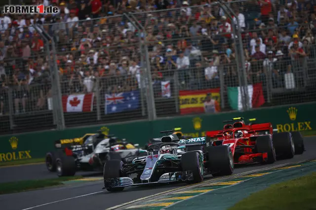 Foto zur News: Hamilton möchte den verspielten Sieg von Melbourne in der Wüste nachholen. Im Vorjahr gelang kein Triumph: Jetzt durch die Highlights 2017 klicken!