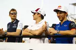 Foto zur News: Sergei Sirotkin (Williams), Charles Leclerc (Sauber) und Pierre Gasly (Toro Rosso)