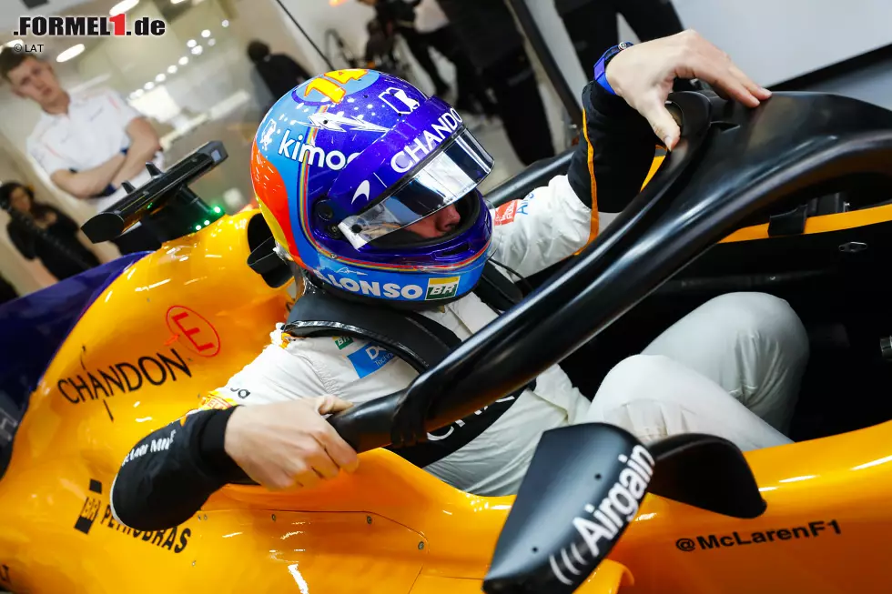 Foto zur News: Fernando Alonso (McLaren)