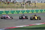 Foto zur News: Carlos Sainz (Renault), Romain Grosjean (Haas) und Esteban Ocon (Force India)