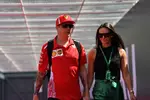 Foto zur News: Kimi Räikkönen (Ferrari) mit Ehefrau Minttu