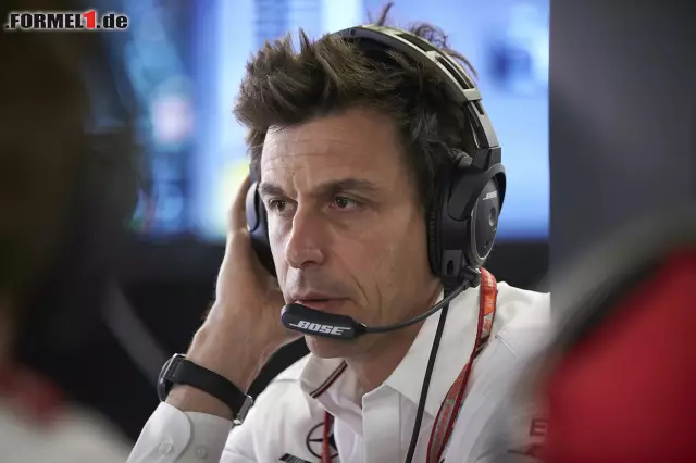 Foto zur News: Formel-1-Live-Ticker: Toto Wolff sagt Ricciardo ab