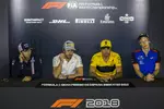 Foto zur News: Sergio Perez (Force India), Fernando Alonso (McLaren), Carlos Sainz (Renault) und Brendon Hartley (Toro Rosso)