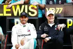 Foto zur News: Lewis Hamilton (Mercedes) und Valtteri Bottas (Mercedes)