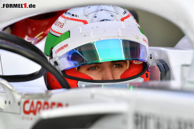 Foto zur News: Formel-1-Live-Ticker: Verstappen fährt Test-Bestzeit an Tag 1