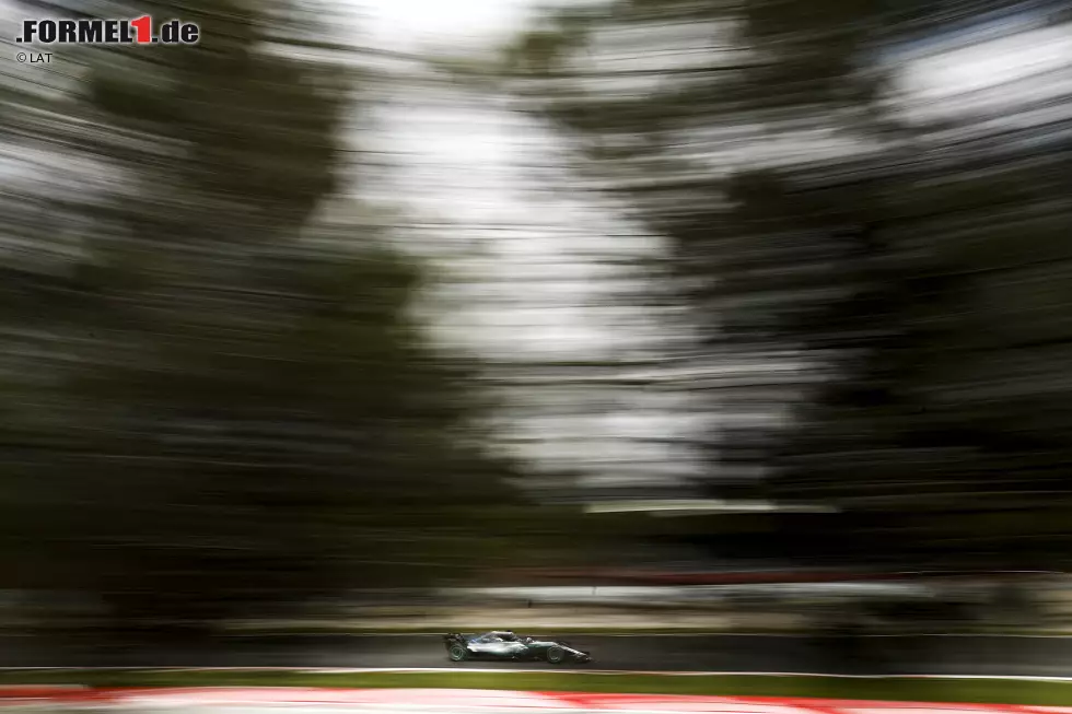 Foto zur News: Valtteri Bottas (Mercedes)