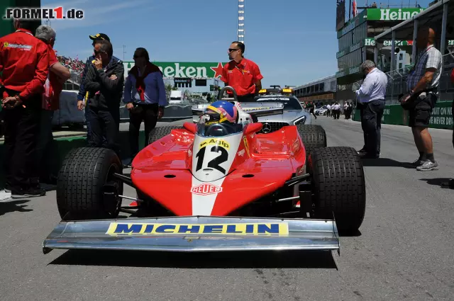 Foto zur News: Emotionaler Moment in Kanada: Jacques Villeneuve im Auto seines Vaters Gilles, einem Ferrari 312 T3 aus dem Jahr 1978