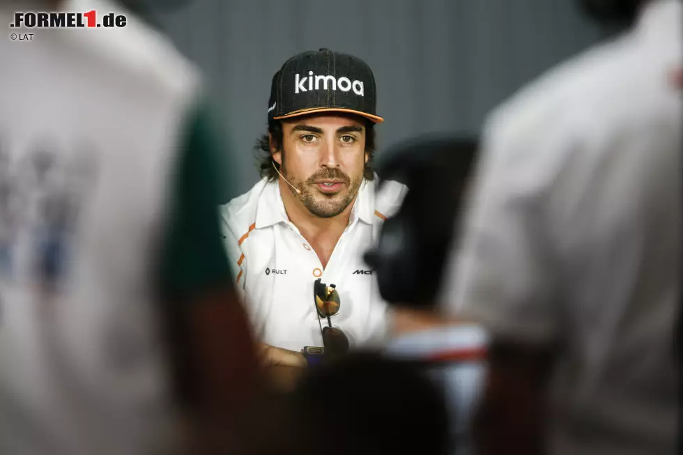 Foto zur News: Fernando Alonso (McLaren)