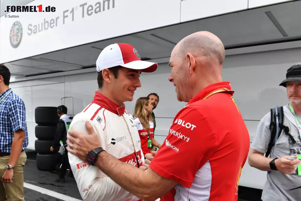 Foto zur News: Charles Leclerc (Sauber) und Jock Clear