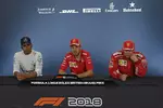 Foto zur News: Lewis Hamilton (Mercedes), Sebastian Vettel (Ferrari) und Kimi Räikkönen (Ferrari)