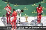 Gallerie: Sebastian Vettel (Ferrari), Lewis Hamilton (Mercedes) und Kimi Räikkönen (Ferrari)