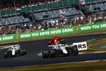 Foto zur News: Sergei Sirotkin (Williams), Lance Stroll (Williams) und Kimi Räikkönen (Ferrari)