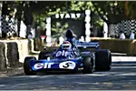 Foto zur News: Jackie Stewart im Tyrell 006