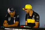 Foto zur News: Sergio Perez (Force India) und Nico Hülkenberg (Renault)