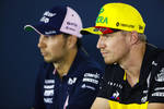 Foto zur News: Sergio Perez (Force India) und Nico Hülkenberg (Renault)