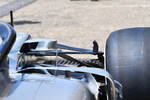 Foto zur News: Rückspiegel und Vorderradaufhängung Mercedes