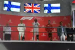 Foto zur News: Valtteri Bottas (Mercedes), Lewis Hamilton (Mercedes) und Kimi Räikkönen (Ferrari)