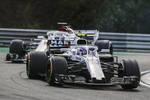 Foto zur News: Sergei Sirotkin (Williams) und Marcus Ericsson (Sauber)