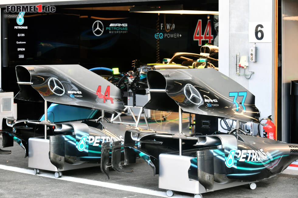 Foto zur News: Verkleidung von Mercedes