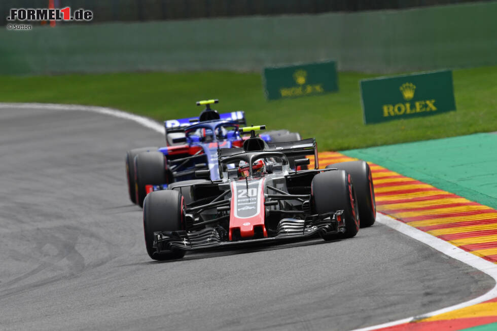 Foto zur News: Kevin Magnussen (Haas) und Pierre Gasly (Toro Rosso)
