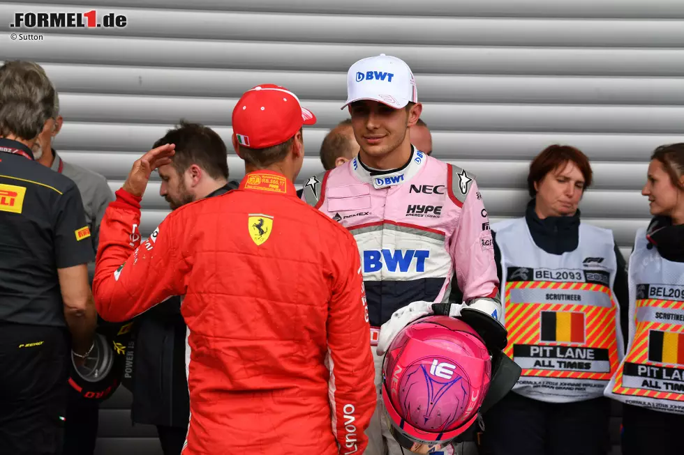 Foto zur News: Sebastian Vettel (Ferrari) und Esteban Ocon (Racing Point)