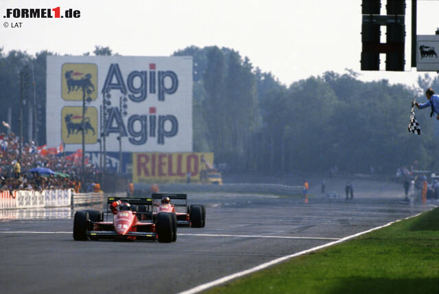 Foto zur News: Vor 30 Jahren: Gerhard Berger gewinnt nach Enzo Ferraris Tod für die Scuderia in Monza und verwandelt den Klassiker in ein Tollhaus. Jetzt durch die bewegte Geschichte des Italien-Grand-Prix klicken!