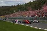 Foto zur News: Esteban Ocon (Racing Point), Sebastian Vettel (Ferrari), Lewis Hamilton (Mercedes) und Sergio Perez (Racing Point)