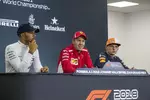 Foto zur News: Lewis Hamilton (Mercedes), Sebastian Vettel (Ferrari) und Max Verstappen (Red Bull)