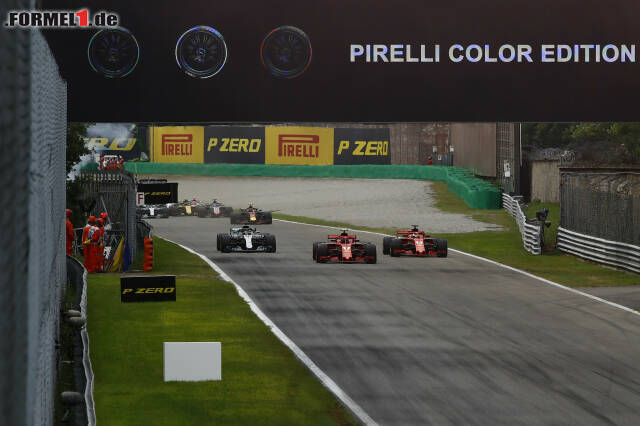 Foto zur News: Bild für Bild: Die Sequenz der Vettel-Hamilton-Kollision jetzt zum Durchklicken!
