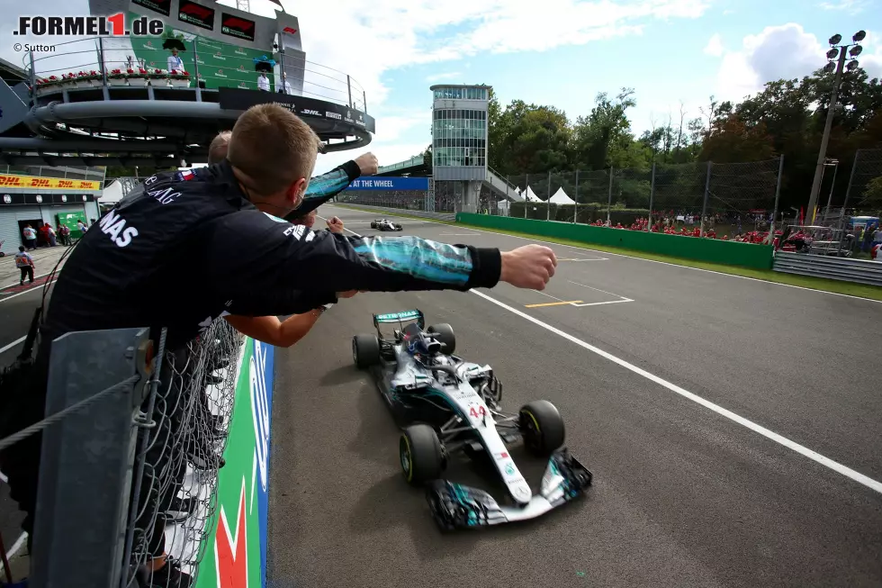 Foto zur News: Lewis Hamilton (Mercedes)