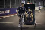 Foto zur News: Daniel Ricciardo (Red Bull) und Max Verstappen (Red Bull)