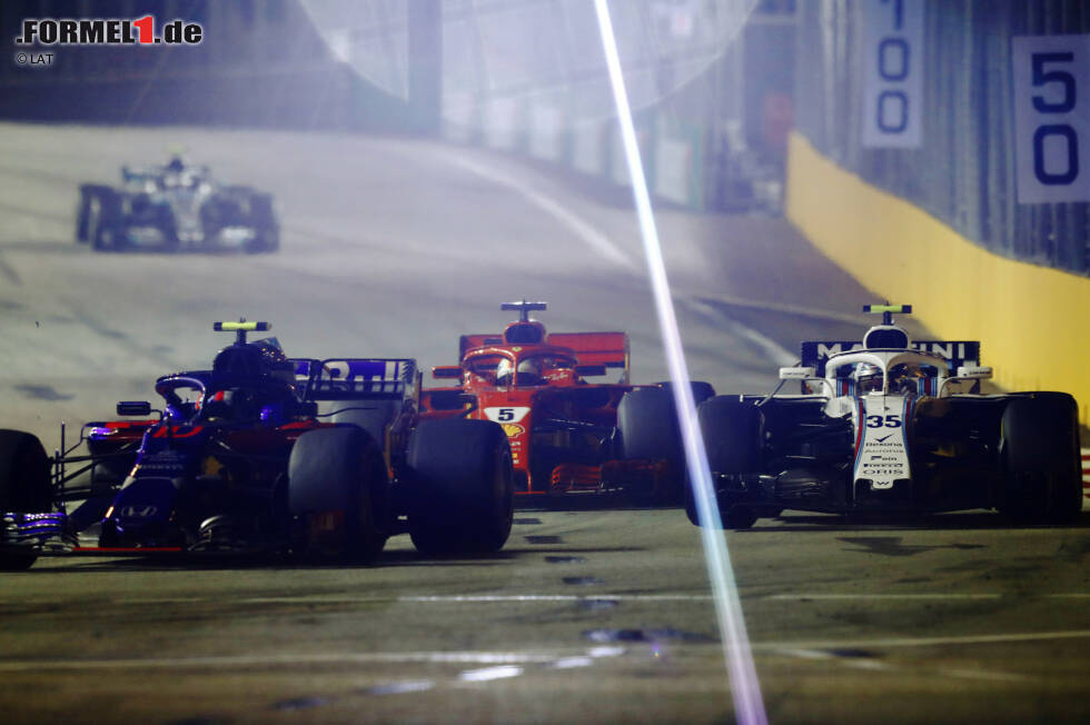 Foto zur News: Pierre Gasly (Toro Rosso), Sergei Sirotkin (Williams) und Sebastian Vettel (Ferrari)
