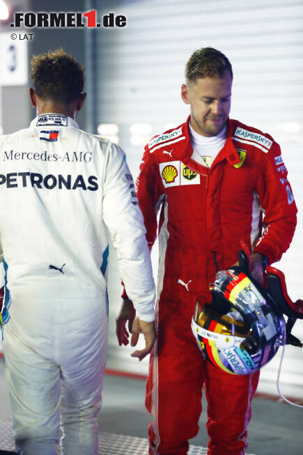 Foto zur News: Lewis Hamilton (Mercedes) und Sebastian Vettel (Ferrari)